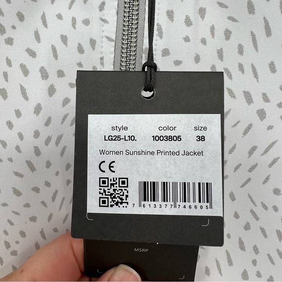 Kjus Women's Sunshine Printed Mock Neck Zip Golf Shirt Jacket in White Gray 38 M - Picture 7 of 14